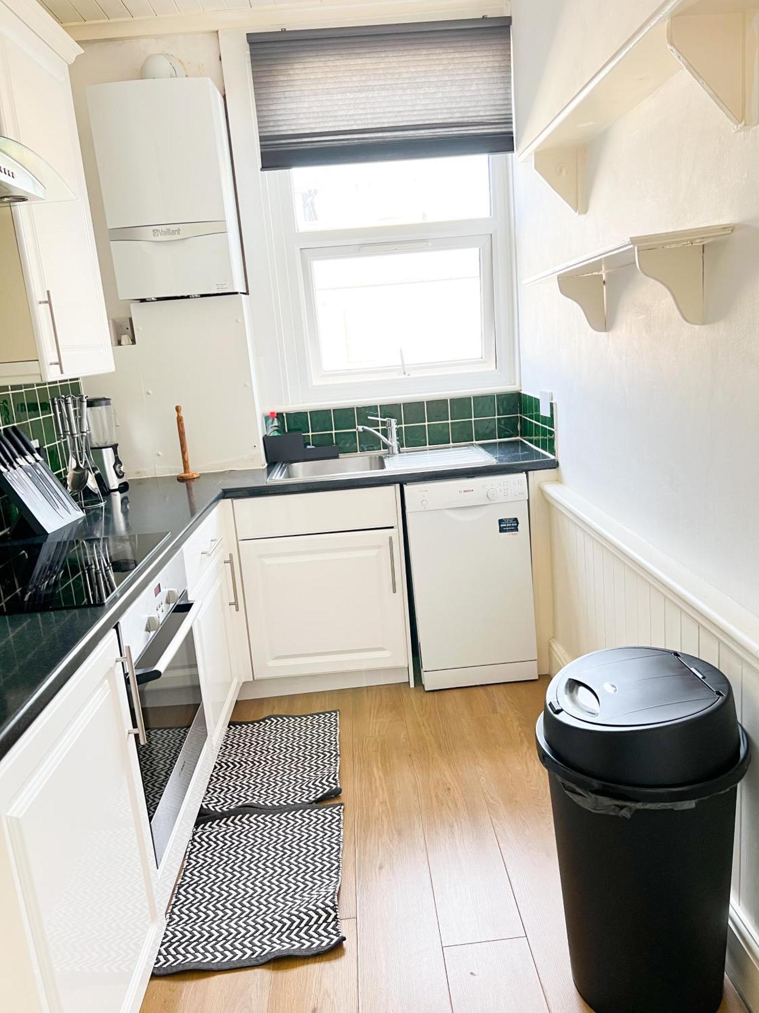 לונדון Welcome 2 Bedrooms Flat In Wimbledon מראה חיצוני תמונה