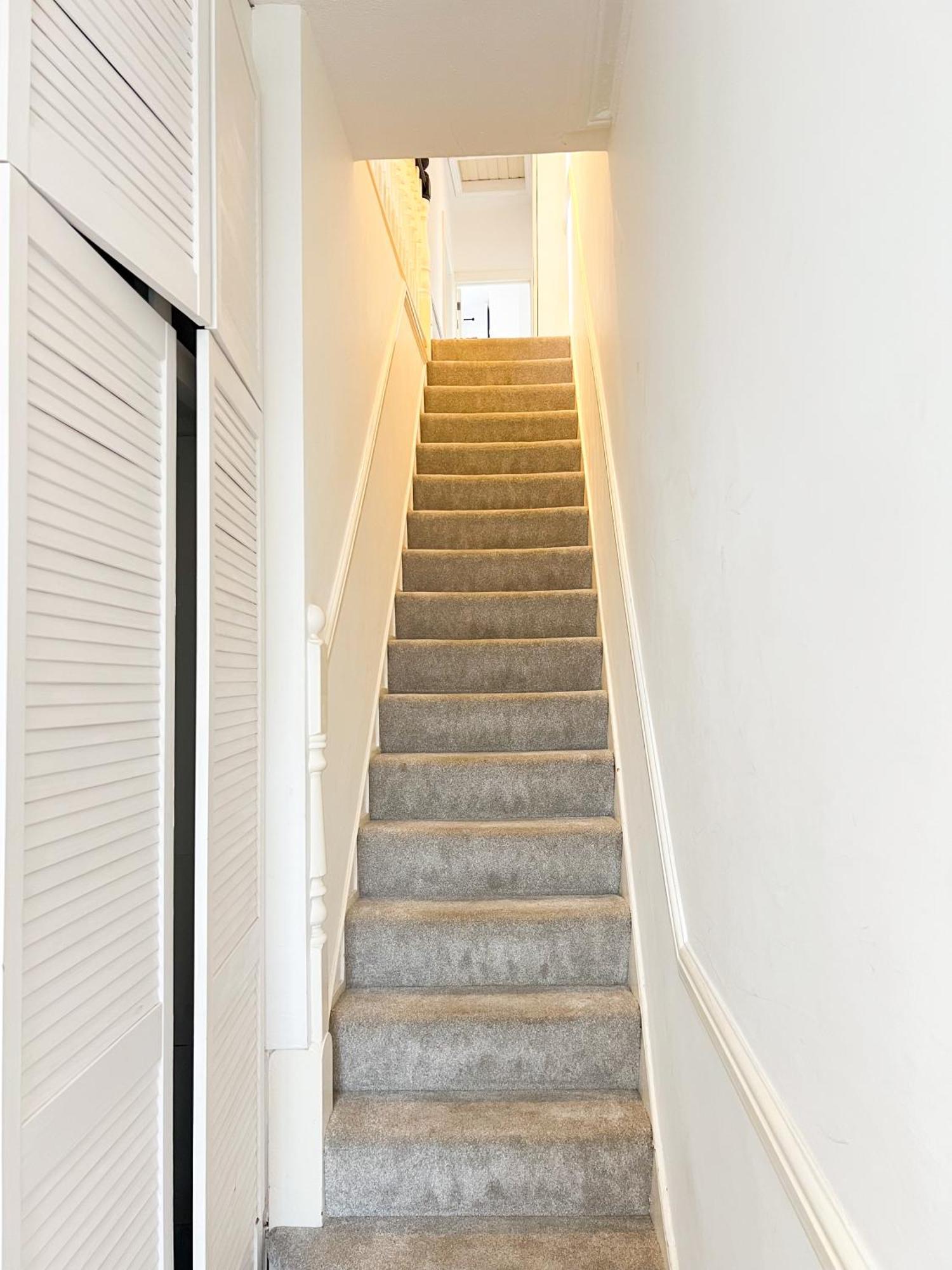 לונדון Welcome 2 Bedrooms Flat In Wimbledon מראה חיצוני תמונה