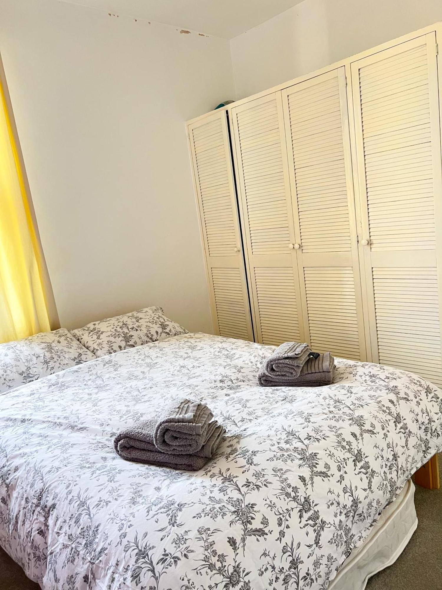 לונדון Welcome 2 Bedrooms Flat In Wimbledon מראה חיצוני תמונה